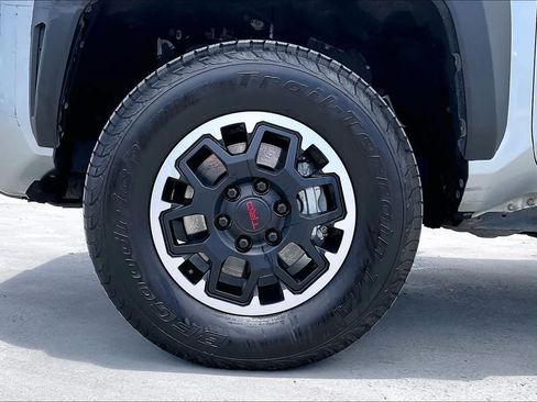 Used 2024 Toyota Tacoma TRD Off-Road AWD/4WD image 8