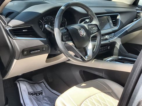 Used 2024 Buick Enclave Avenir FWD image 10