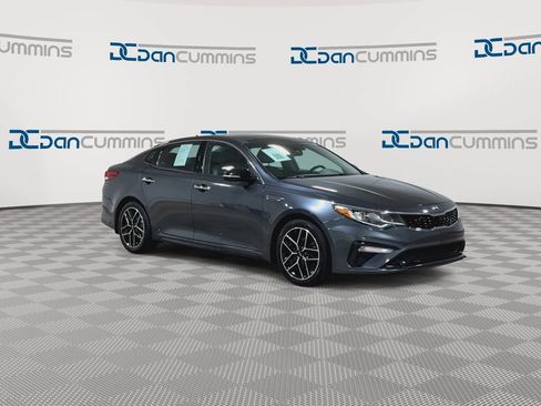 Used 2020 Kia Optima SE FWD image 2