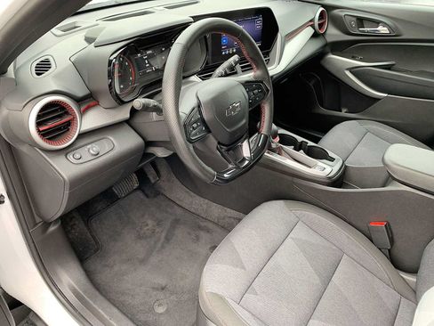 Certified 2024 Chevrolet Trax RS w/ Driver Confidence Package FWD image 10