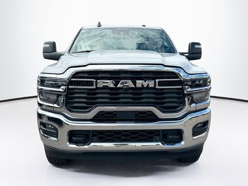 Used 2026 RAM 2500 Big Horn AWD/4WD image 2