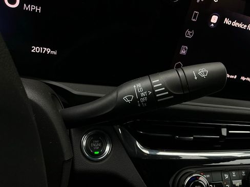 Used 2025 Buick Envista Sport Touring image 36