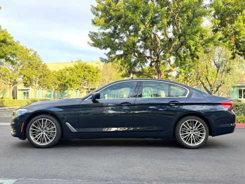 Used 2020 BMW 530e w/ Convenience Package RWD image 7