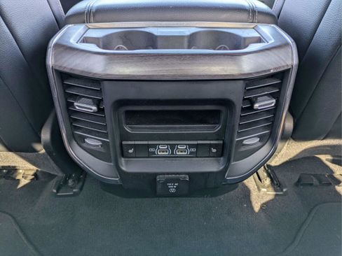 Used 2025 RAM 1500 Laramie AWD/4WD image 12