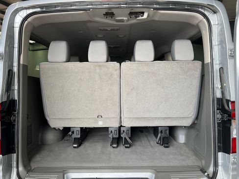 Used 2017 Nissan NV 3500 SV RWD image 63