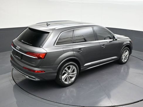 Used 2021 Audi Q7 2.0T Premium Plus w/ Premium Plus Package AWD/4WD image 14