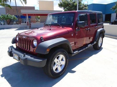 Used 2013 Jeep Wrangler Unlimited Sport AWD/4WD image 1
