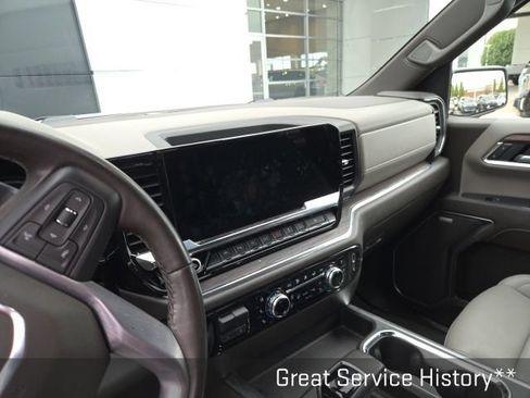Used 2024 GMC Sierra 1500 SLT w/ SLT Premium Plus Package AWD/4WD image 15
