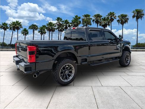 Used 2023 Ford F250 Lariat w/ Lariat Ultimate Package AWD/4WD image 9