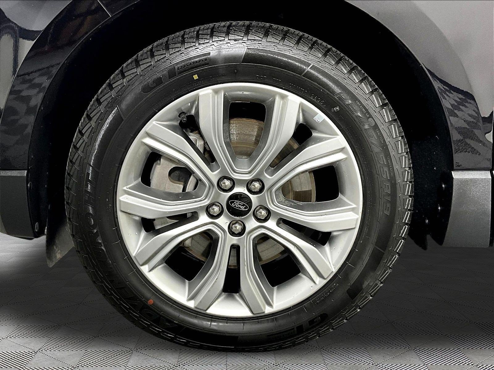 Used 2024 Ford Edge Titanium AWD/4WD image 33