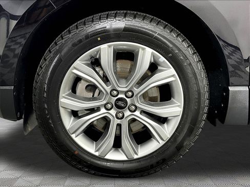 Used 2024 Ford Edge Titanium AWD/4WD image 33