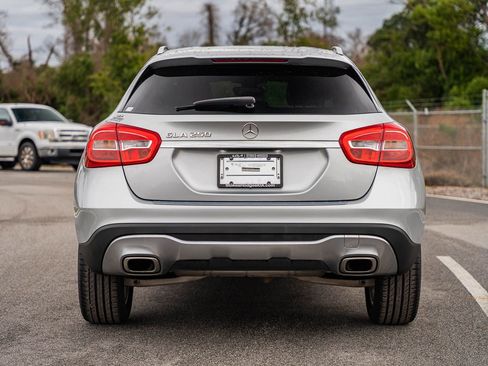 Used 2019 Mercedes-Benz GLA 250 image 6