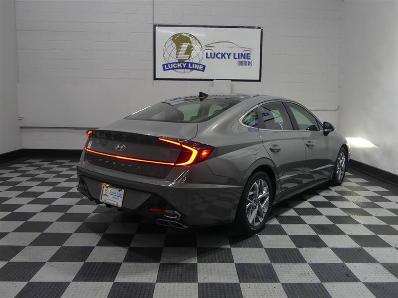Used 2021 Hyundai Sonata SEL w/ Convenience Package FWD image 9