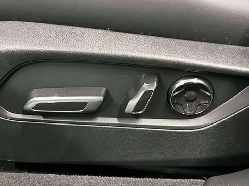 Used 2025 Acura TLX w/ Technology Package FWD image 17