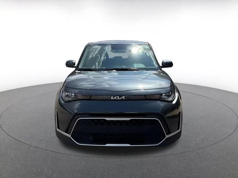 Used 2025 Kia Soul LX w/ LX Technology Package FWD image 5