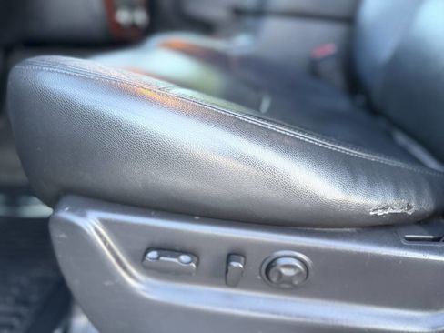 Used 2013 Chevrolet Tahoe LTZ image 13