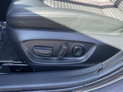 Used 2023 Toyota Camry SE image 28