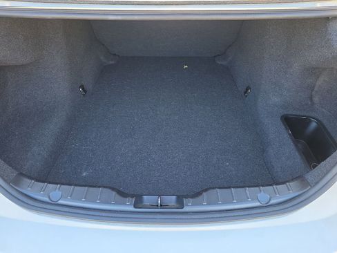 Used 2012 BMW 550i 550i image 16