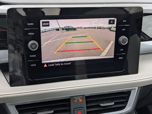 New 2026 Volkswagen Taos SEL AWD/4WD image 12