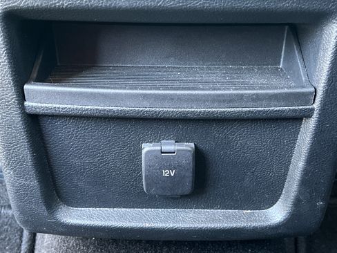 Used 2020 Ford Edge SE image 20