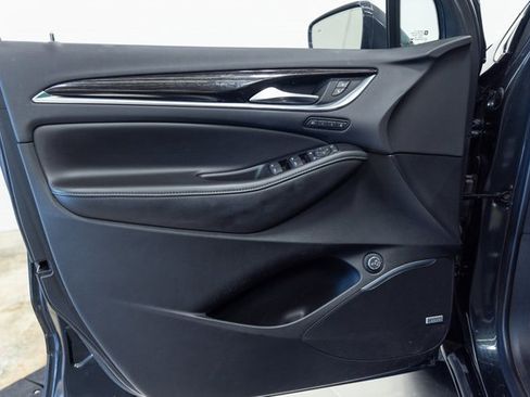 Used 2020 Buick Enclave Avenir w/ Avenir Technology Package image 11