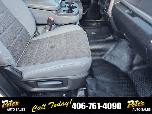 Used 2018 RAM 1500 4x4 Crew Cab w/ Protection Group image 18