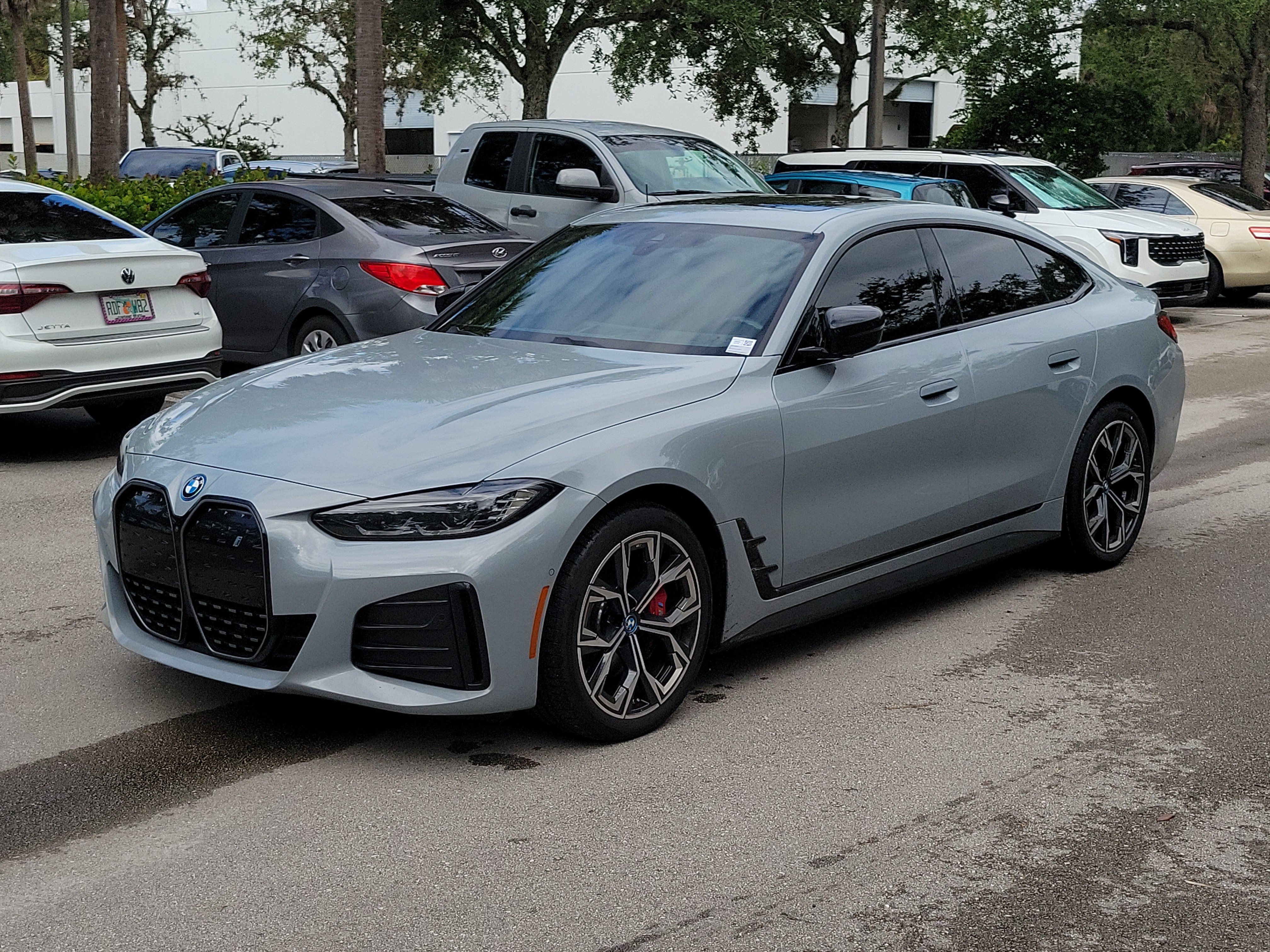 Used 2024 BMW i4 eDrive40 w/ M Sport Package RWD image 4