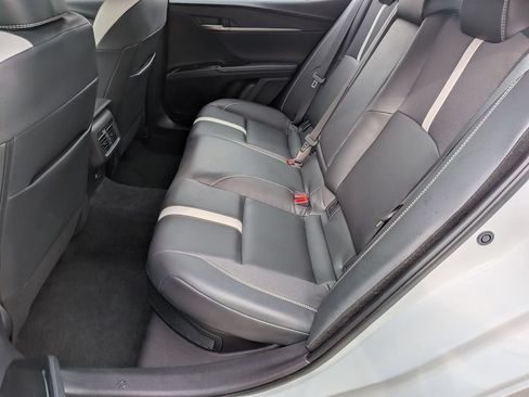 Used 2026 Toyota Camry SE FWD image 28