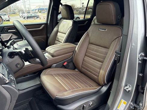 New 2026 GMC Acadia Denali Ultimate image 15