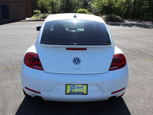 Used 2012 Volkswagen Beetle 2.0T FWD image 8