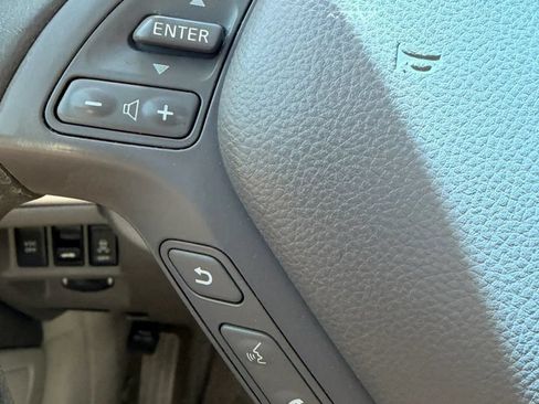 Used 2010 INFINITI G37 Journey w/ Premium Pkg RWD image 19