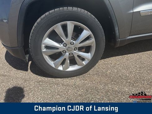 Used 2012 Jeep Grand Cherokee Laredo image 8