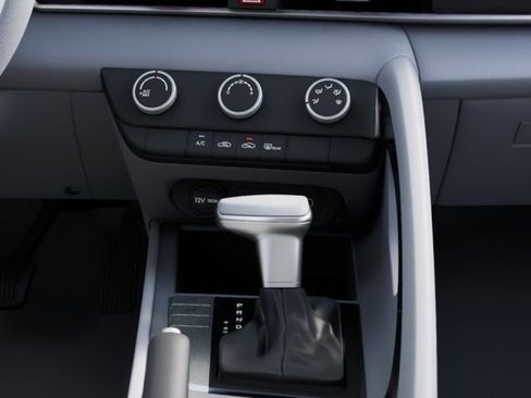 New 2026 Hyundai Elantra SE FWD image 16