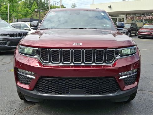 Certified 2025 Jeep Grand Cherokee Limited AWD/4WD image 2