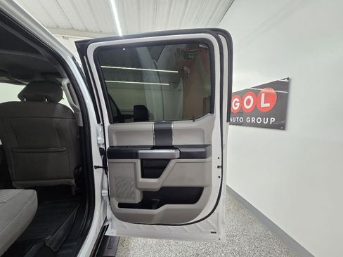 Used 2019 Ford F250 XLT w/ XLT Value Package image 28