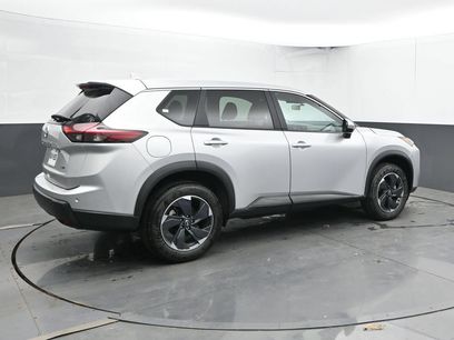 Used 2025 Nissan Rogue SV