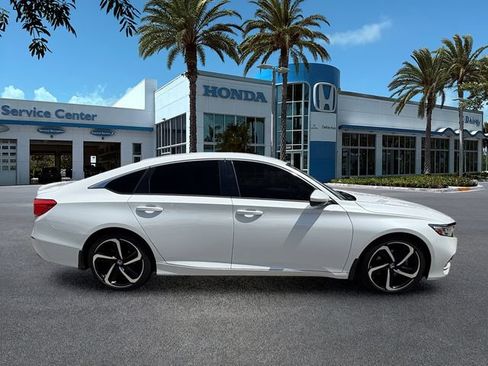 Used 2020 Honda Accord Sport image 9