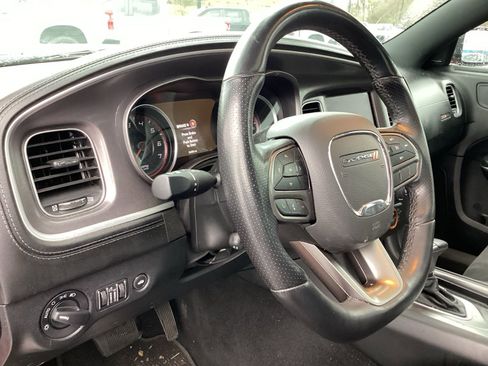Used 2022 Dodge Charger Scat Pack image 9