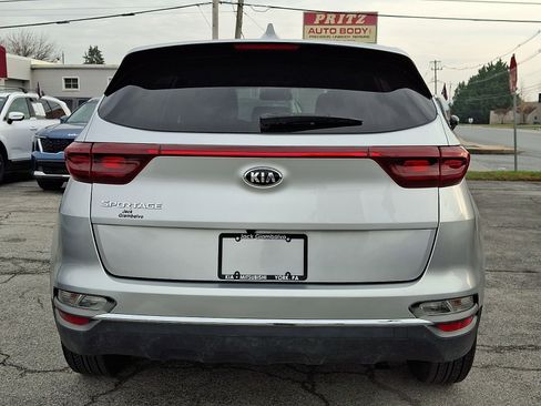 Used 2021 Kia Sportage LX image 5