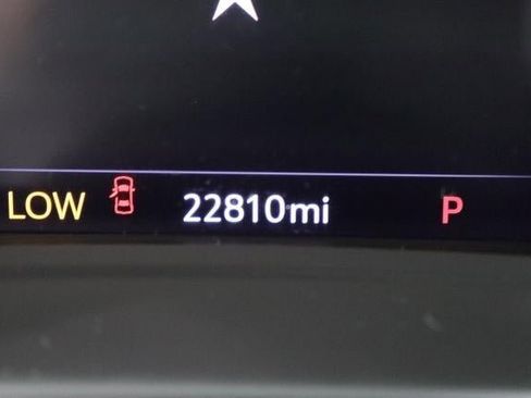 Certified 2023 Buick Envision Avenir image 17