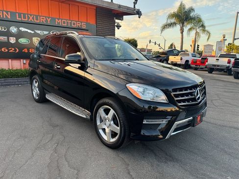 Used 2015 Mercedes-Benz ML 350 2WD w/ Premium 1 Package image 21