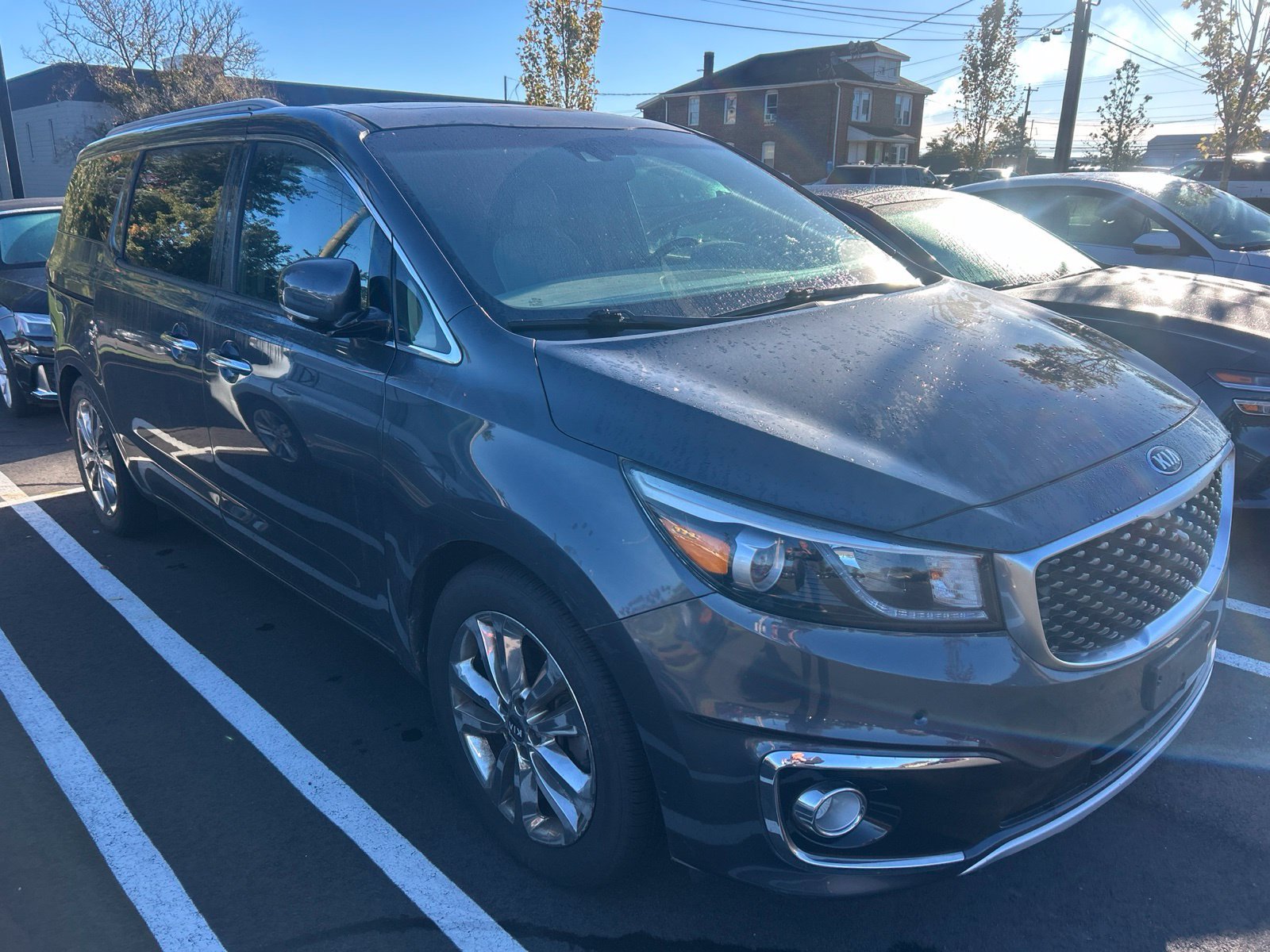 Used 2015 Kia Sedona SX Limited FWD image 2