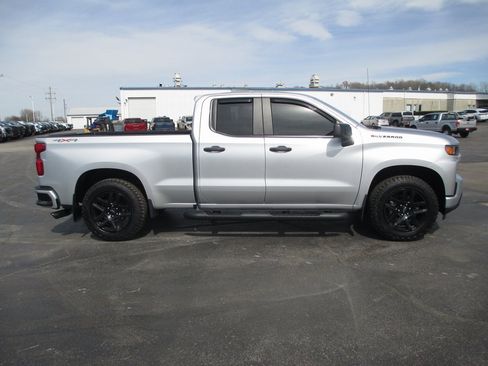Used 2021 Chevrolet Silverado 1500 Custom w/ Rally Edition image 4