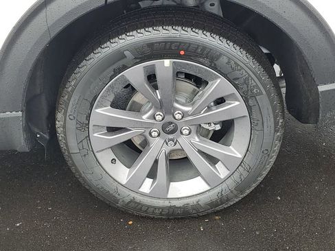 New 2026 Ford Explorer Active image 36