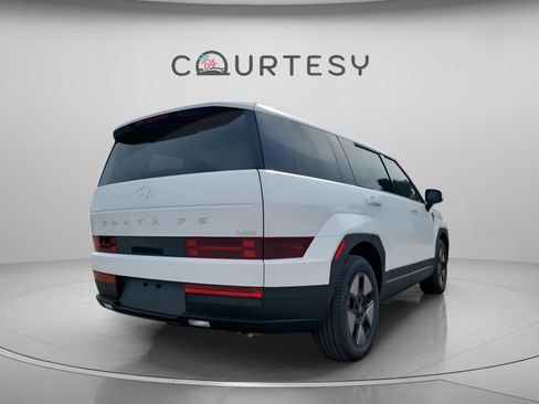 New 2026 Hyundai Santa Fe SE image 4