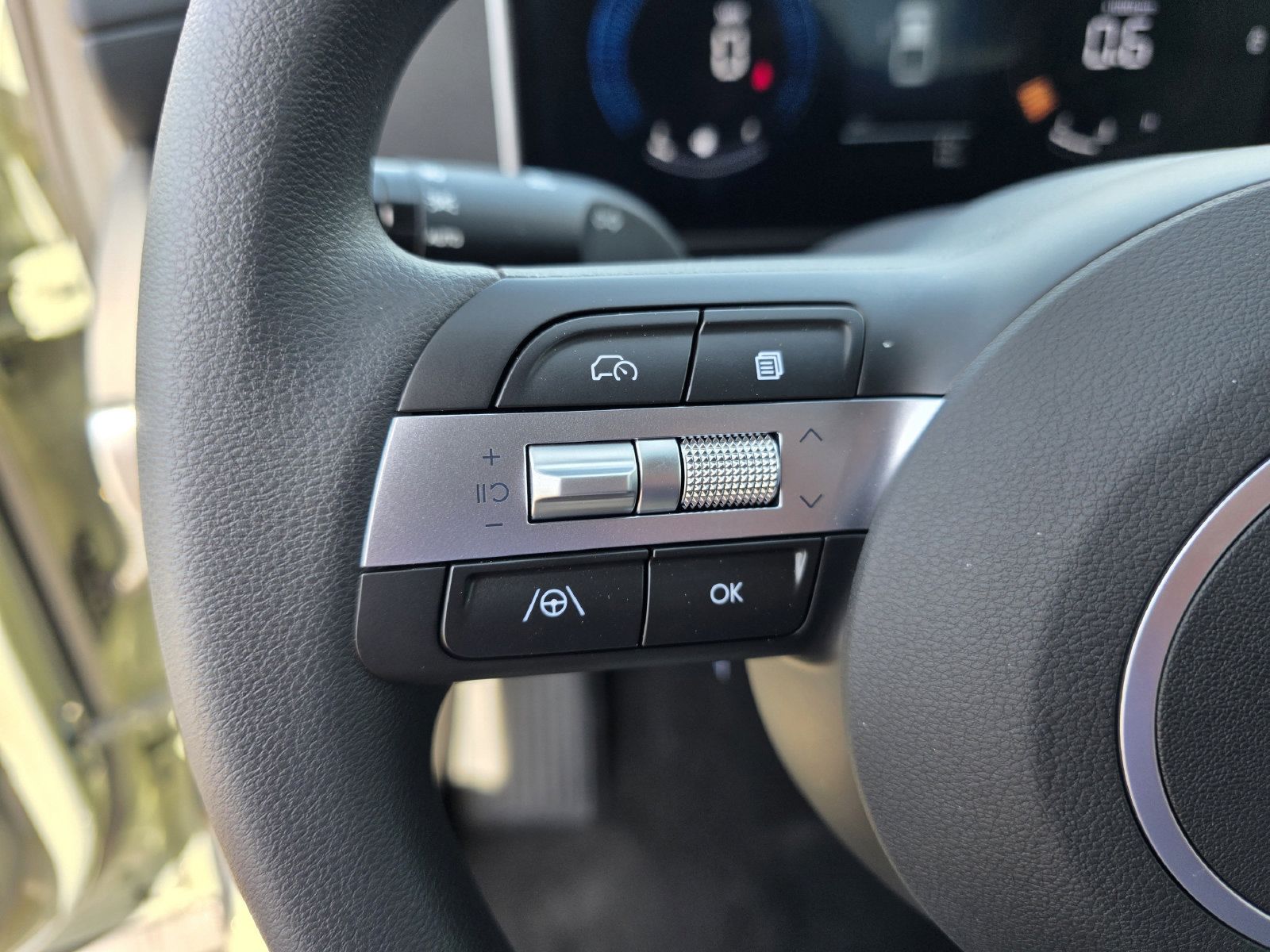Used 2026 Hyundai Santa Cruz SEL FWD image 29