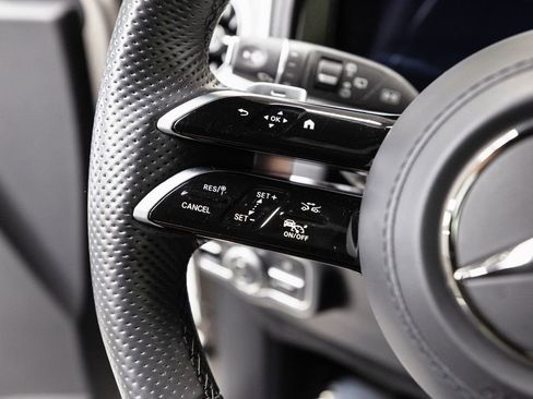 Used 2025 Mercedes-Benz G 550 image 11