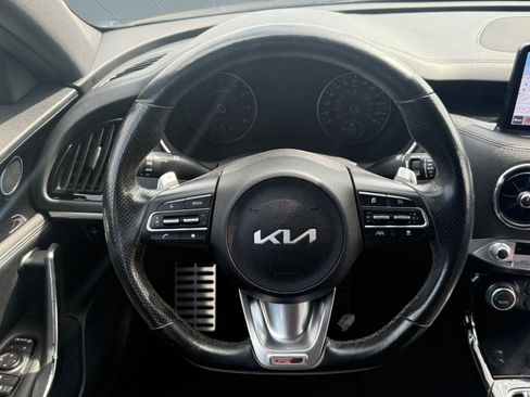 Used 2022 Kia Stinger GT-Line image 13