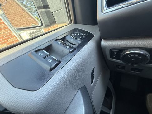 Used 2015 Ford F150 XLT w/ Equipment Group 301A Mid image 28