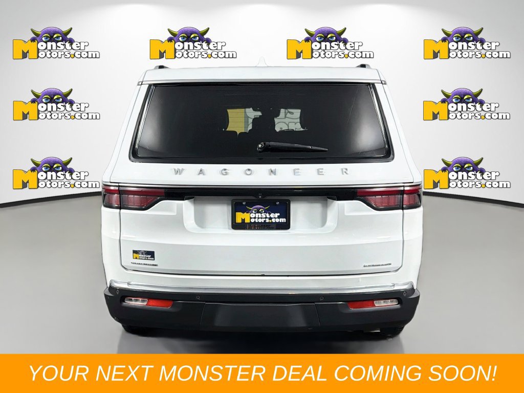 Used 2022 Jeep Wagoneer Series II w/ Premium Group I AWD/4WD image 6